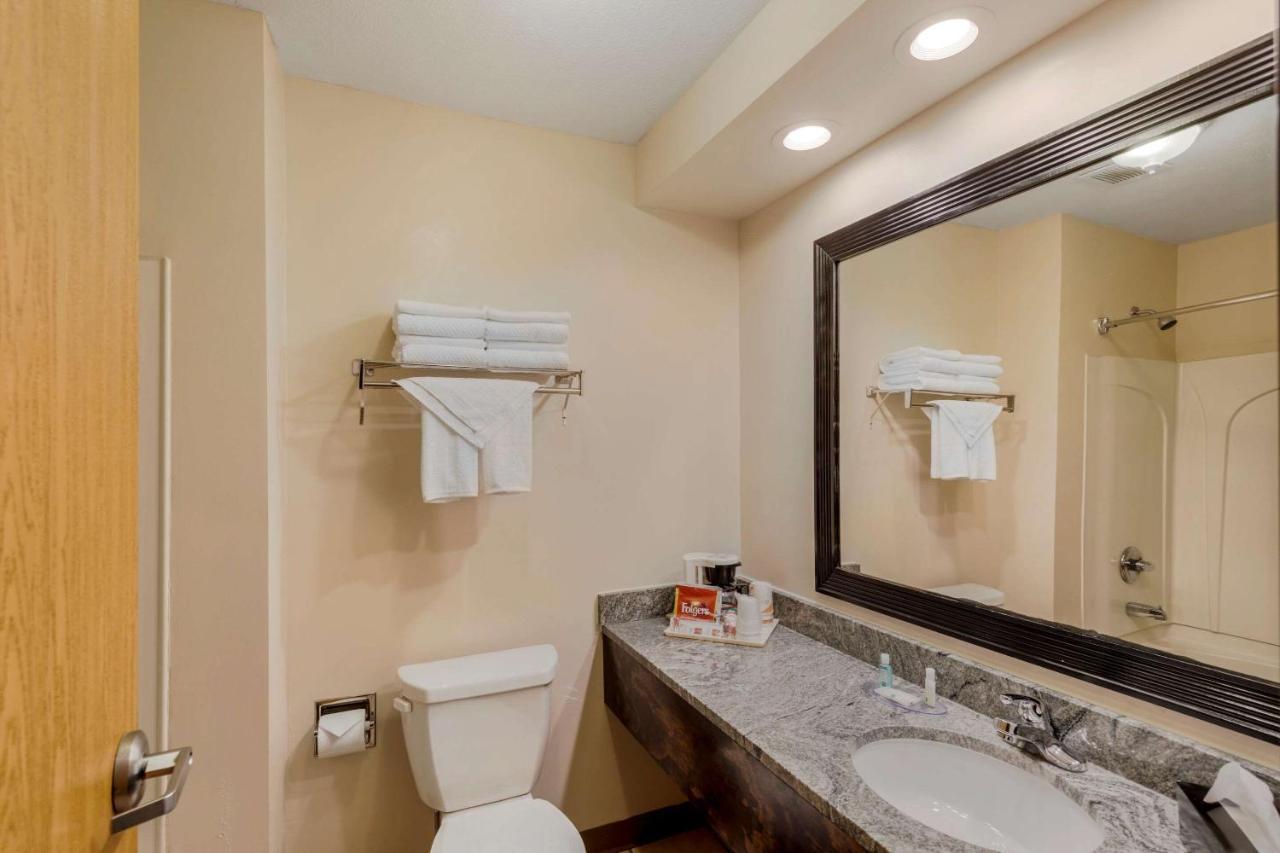 Quality Inn Hamilton Zewnętrze zdjęcie