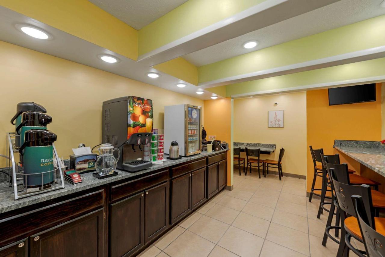 Quality Inn Hamilton Zewnętrze zdjęcie